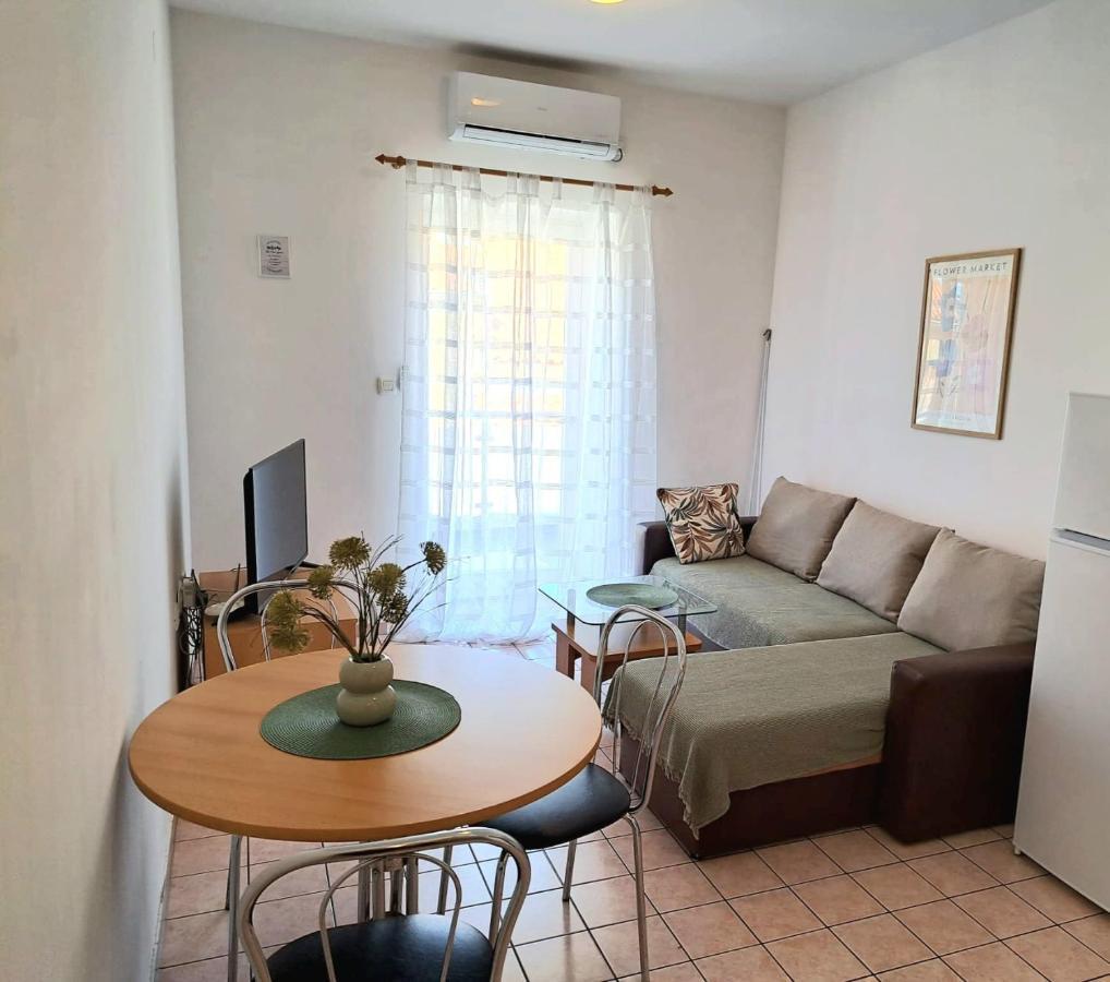 Apartments Bellus Mare マリ・ロシニュ エクステリア 写真