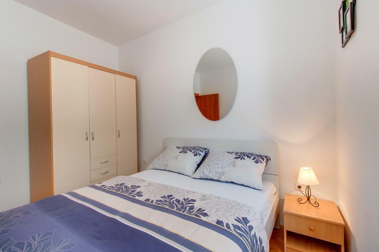 Apartments Bellus Mare マリ・ロシニュ エクステリア 写真